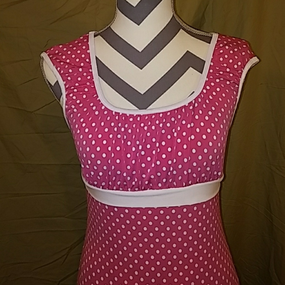 🌟Wet Seal pink and white top, size small